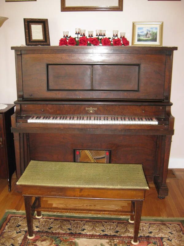 Piano decoration